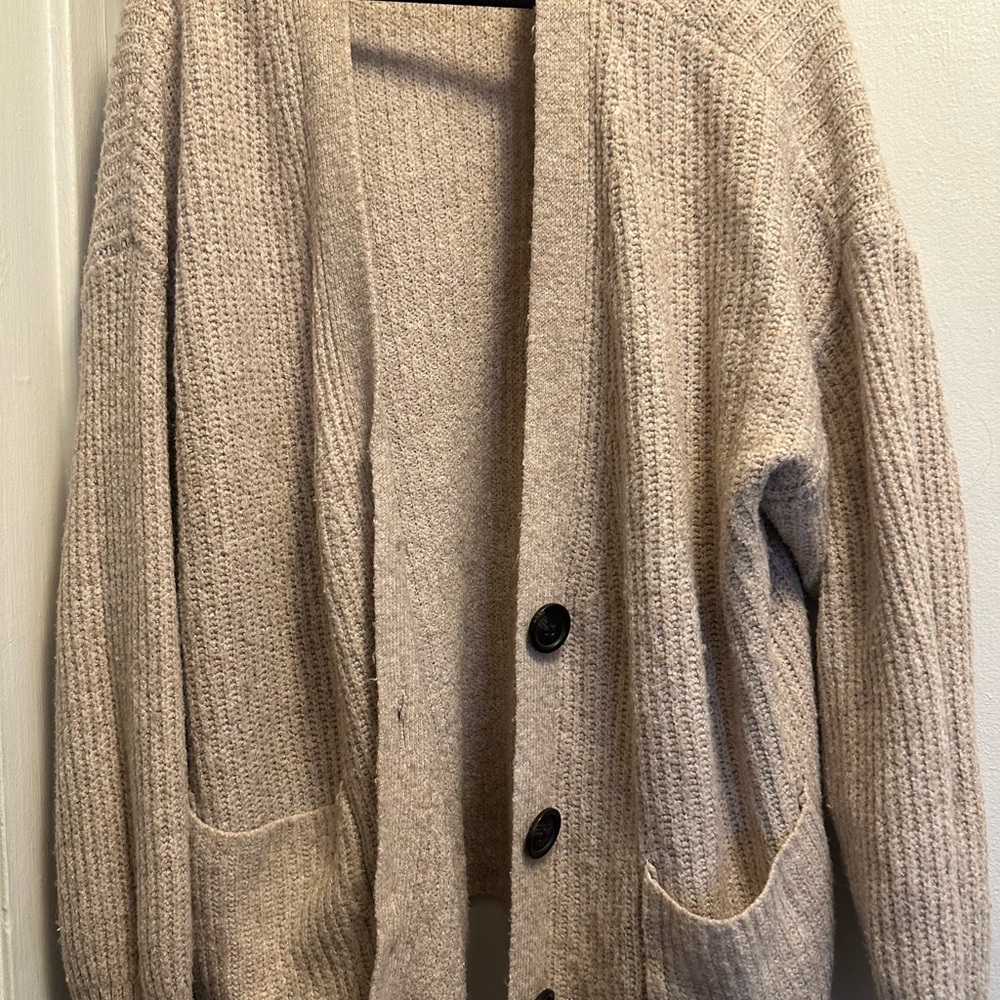 American Eagle Outfitters Beige Knit Sweater